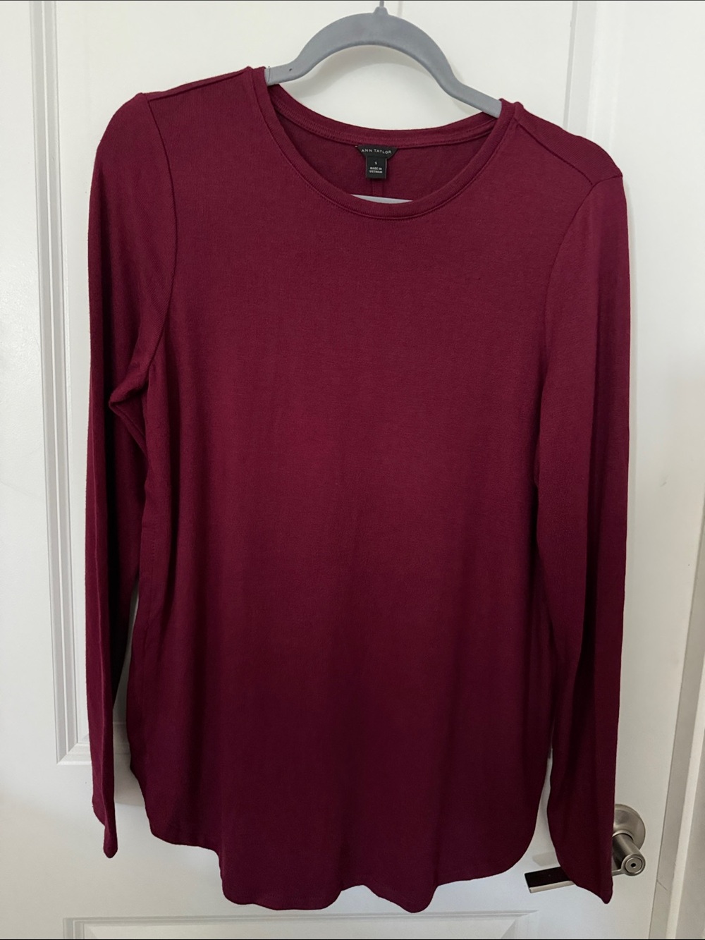 Ann Taylor Long Sleeve Crewneck Top - Burgundy
